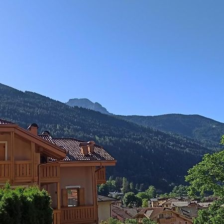 Le Balze Di Carisolo, Trilocale Con Giardino Apartment Exterior photo
